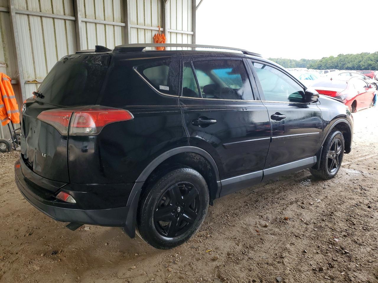 2017 TOYOTA RAV4 LE — Фото 3 из 13
