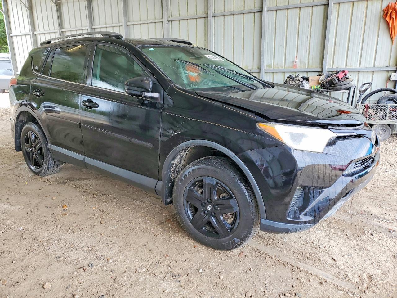 2017 TOYOTA RAV4 LE — Фото 4 из 13