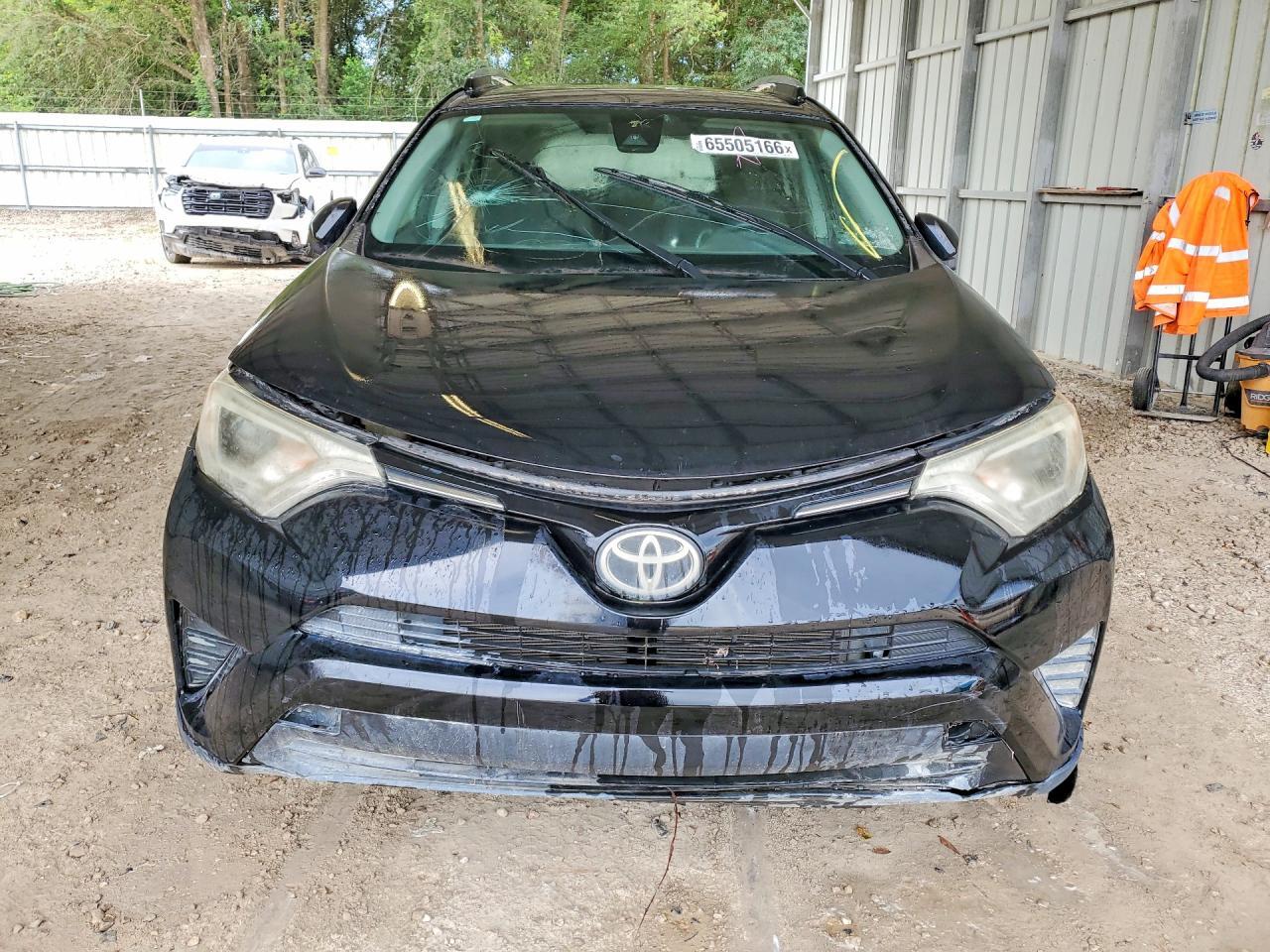 2017 TOYOTA RAV4 LE — Фото 5 из 13