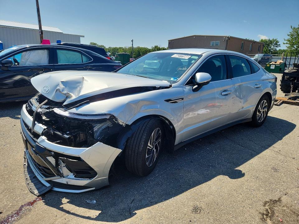 2026 HYUNDAI SONATA HYBRID KMHL24JJ6TA156625
