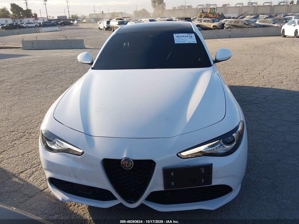 2019 ALFA ROMEO GIULIA TI SPORT RWD — Фото 12 из 16