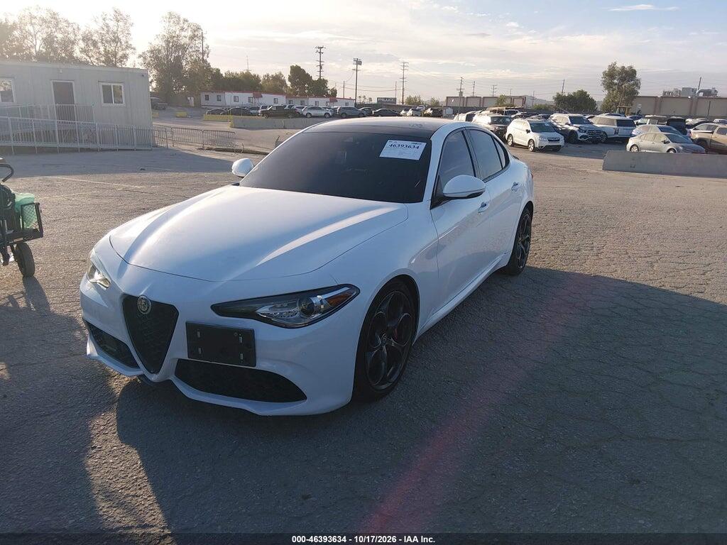 2019 ALFA ROMEO GIULIA TI SPORT RWD — Фото 2 из 16
