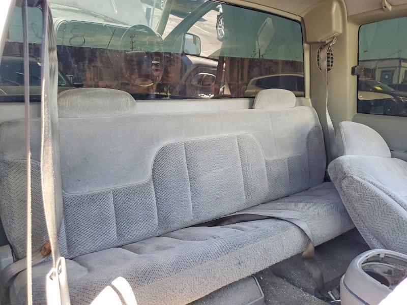 1995 CHEVROLET GMT-400 C1500 — Фото 10 из 12