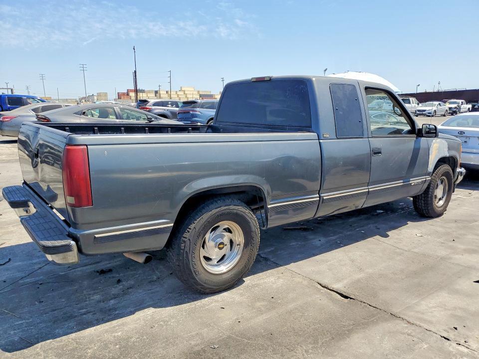 1995 CHEVROLET GMT-400 C1500 — Фото 3 из 12