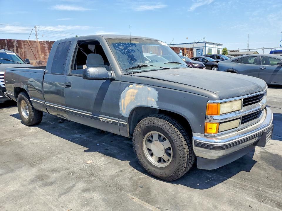 1995 CHEVROLET GMT-400 C1500 — Фото 4 из 12
