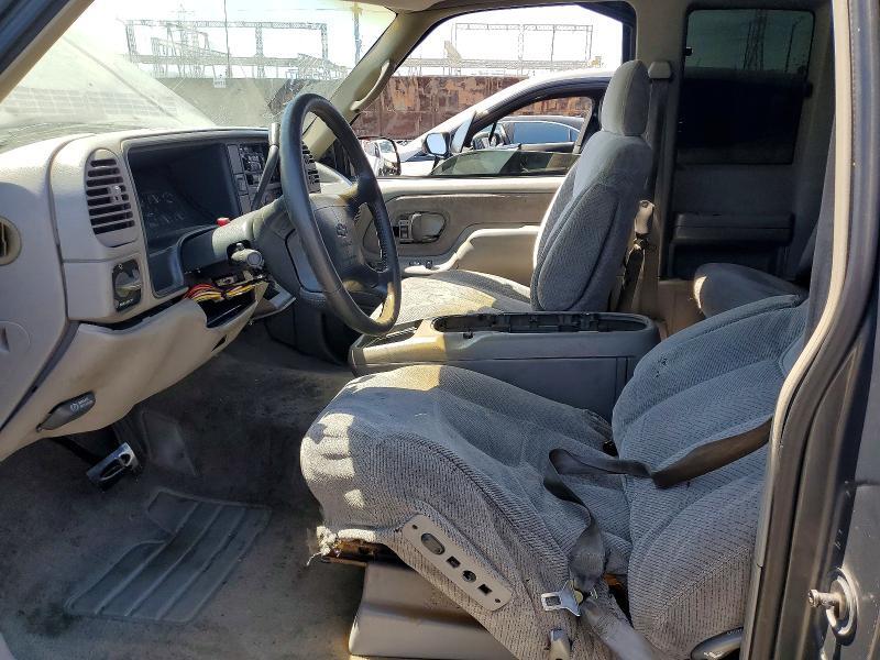 1995 CHEVROLET GMT-400 C1500 — Фото 7 из 12