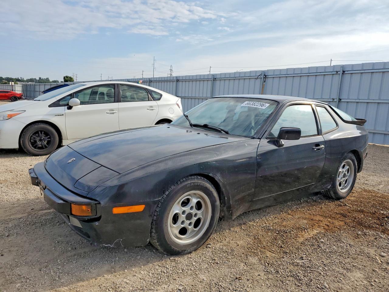 1985 PORSCHE 944 WP0AA0949FN457778