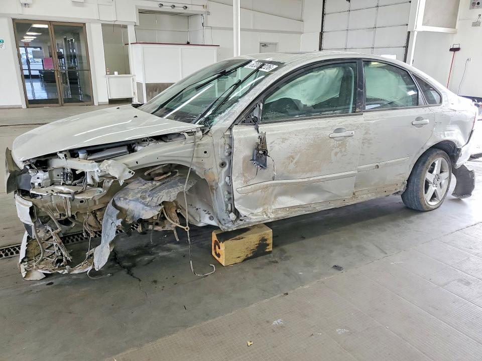 2008 VOLVO S40 YV1MS382682365621