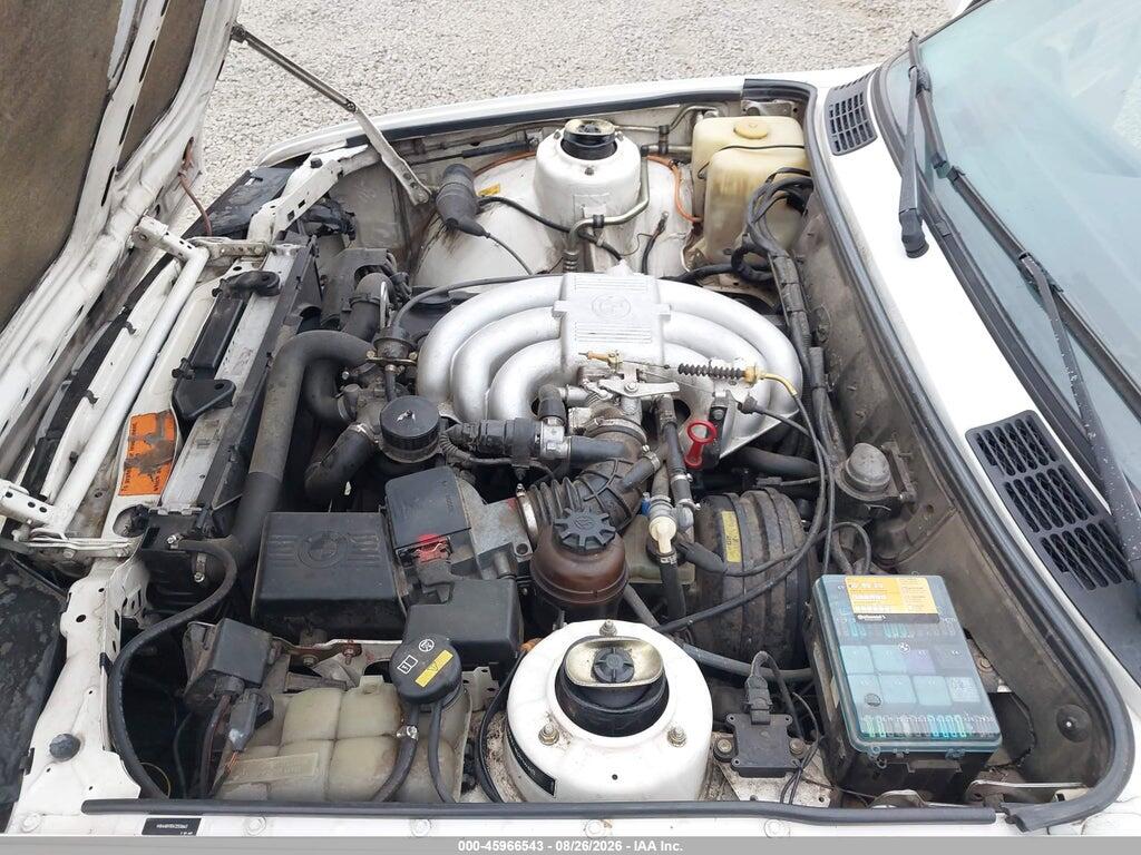WBAAB930XJ2550663 1988 BMW 325 photo no. 10