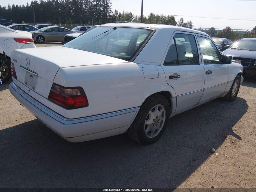 WDBEA32E6SC199701 1995 MERCEDES-BENZ E photo no. 4