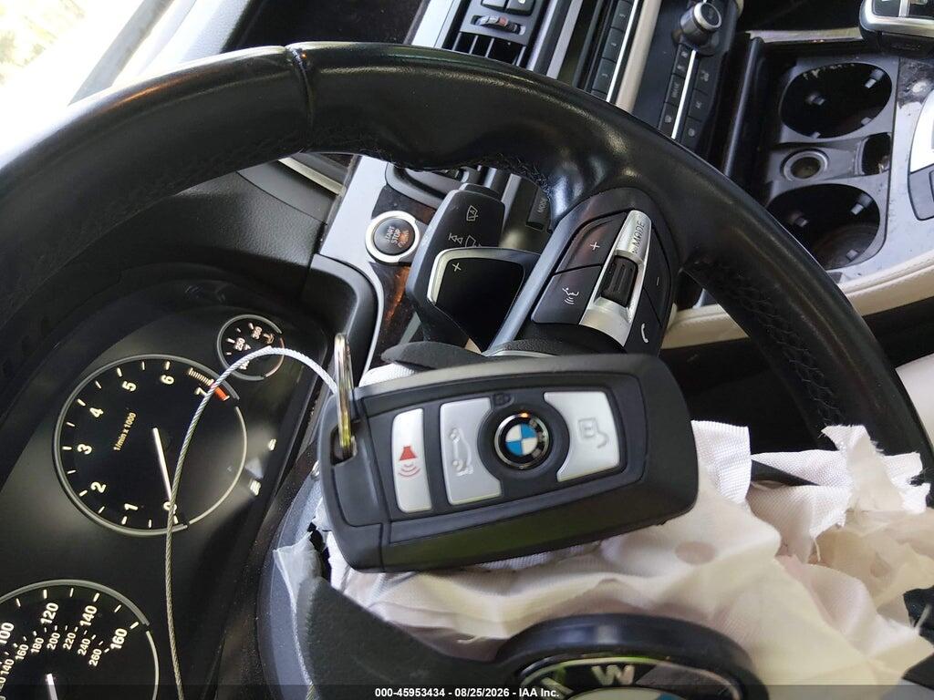 2016 BMW 528I — Фото 10 из 15