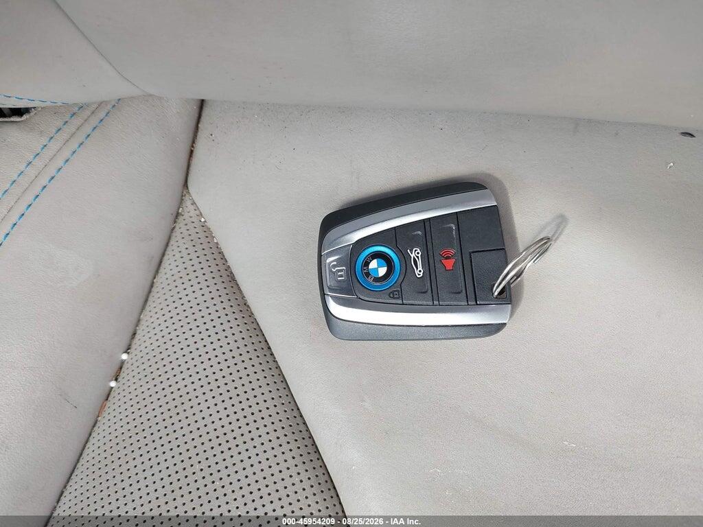WBY2Z2C53FV392113 2015 BMW I8 photo no. 11