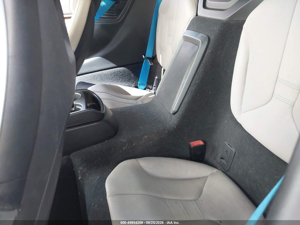 WBY2Z2C53FV392113 2015 BMW I8 photo no. 8