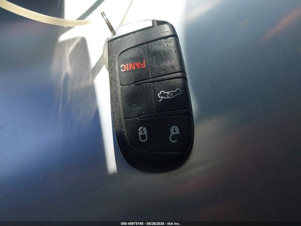 2C3CDZAG6HH592646 2017 DODGE CHALLENGER photo no. 11