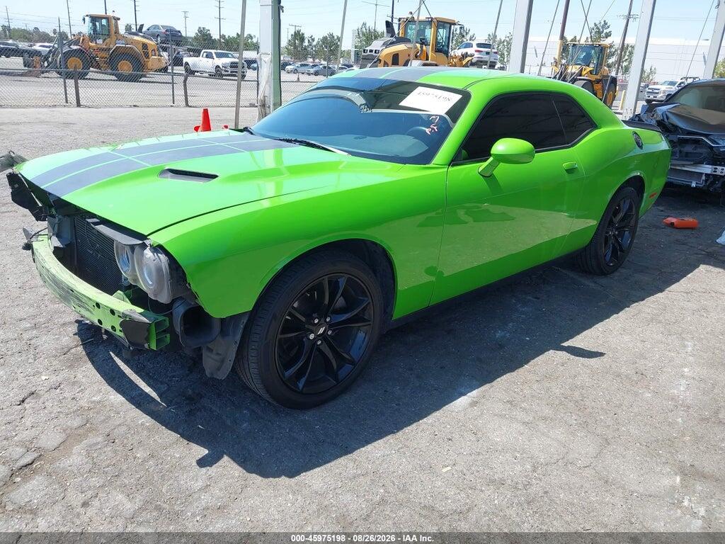 2C3CDZAG6HH592646 2017 DODGE CHALLENGER photo no. 2