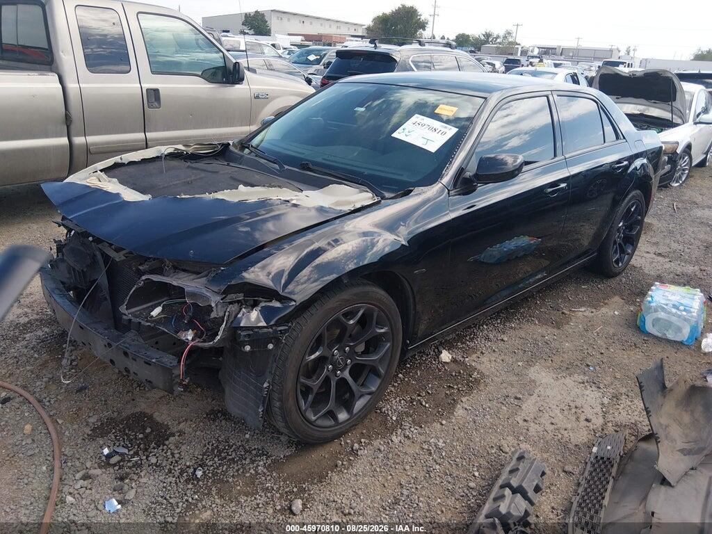 2C3CCAAG6KH614298 2019 CHRYSLER 300 photo no. 2