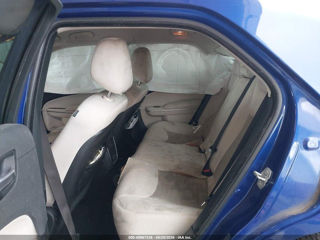2C3CCAAG8KH710966 2019 CHRYSLER 300 photo no. 8