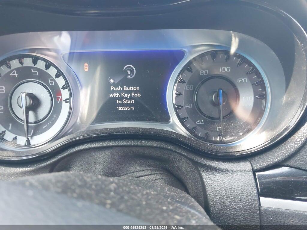 2C3CCAGG5KH586467 2019 CHRYSLER 300 photo no. 7
