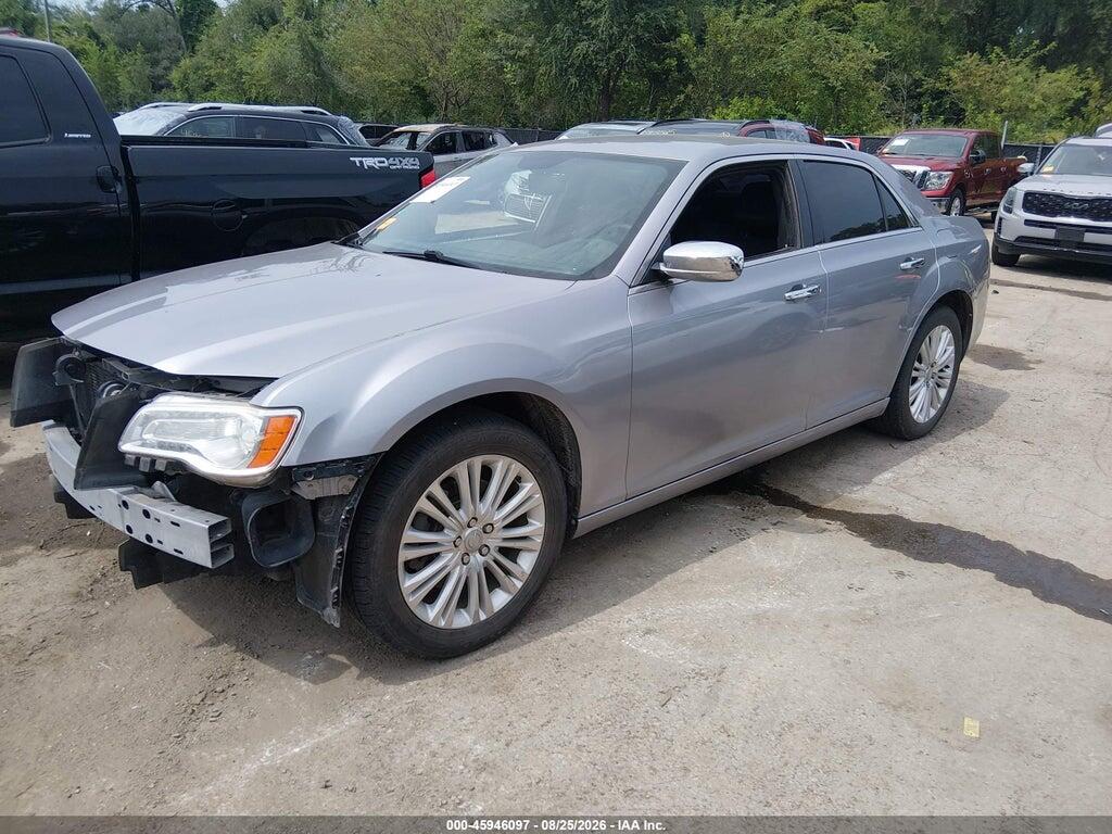 2C3CCAKG4EH194351 2014 CHRYSLER 300C photo no. 2