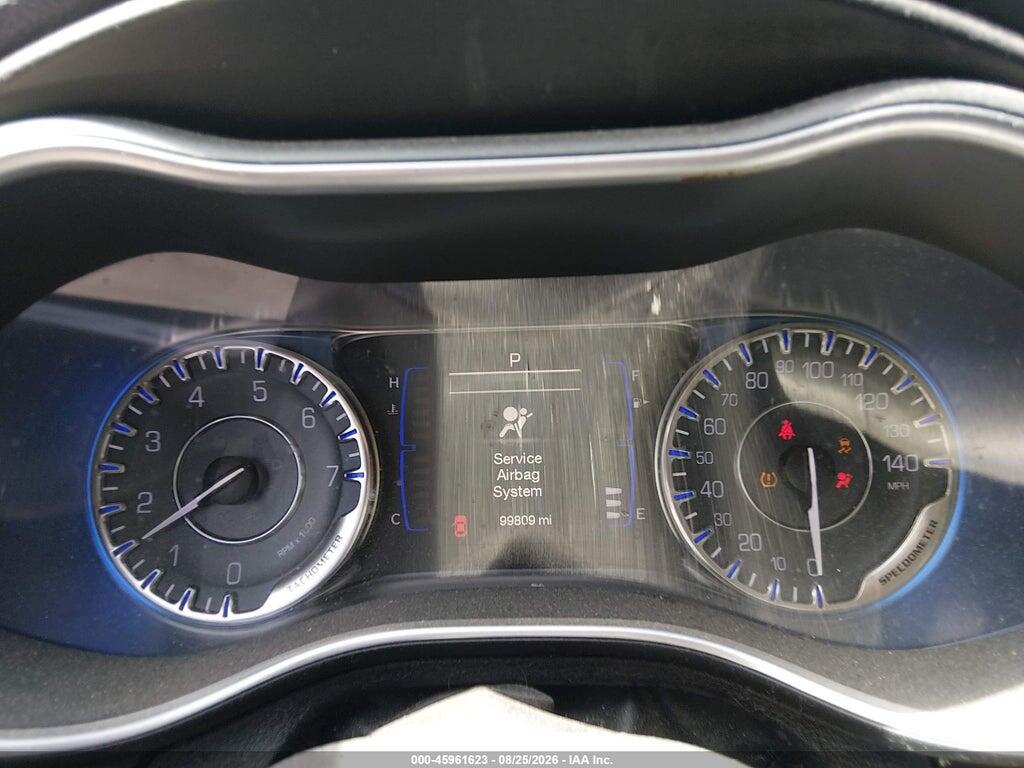 1C3CCCAB4FN677736 2015 CHRYSLER 200 photo no. 6