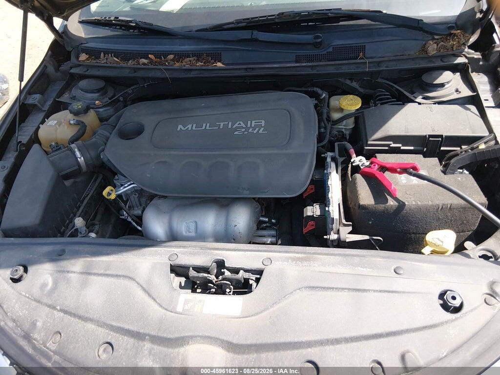 1C3CCCAB4FN677736 2015 CHRYSLER 200 photo no. 9
