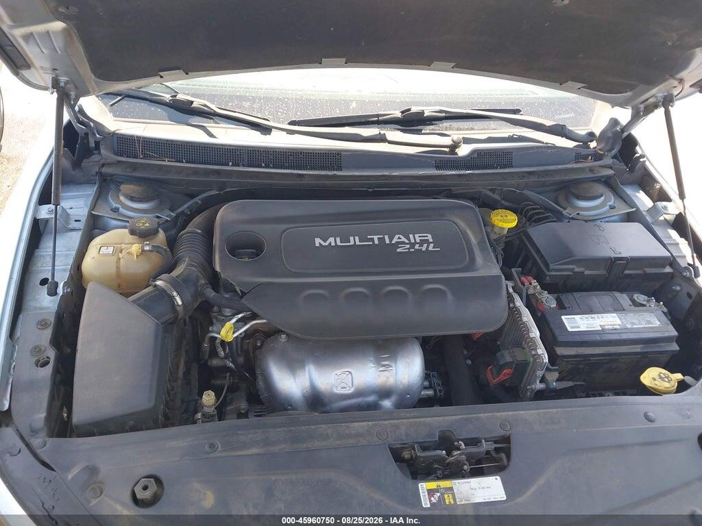 1C3CCCAB1FN720168 2015 CHRYSLER 200 photo no. 10
