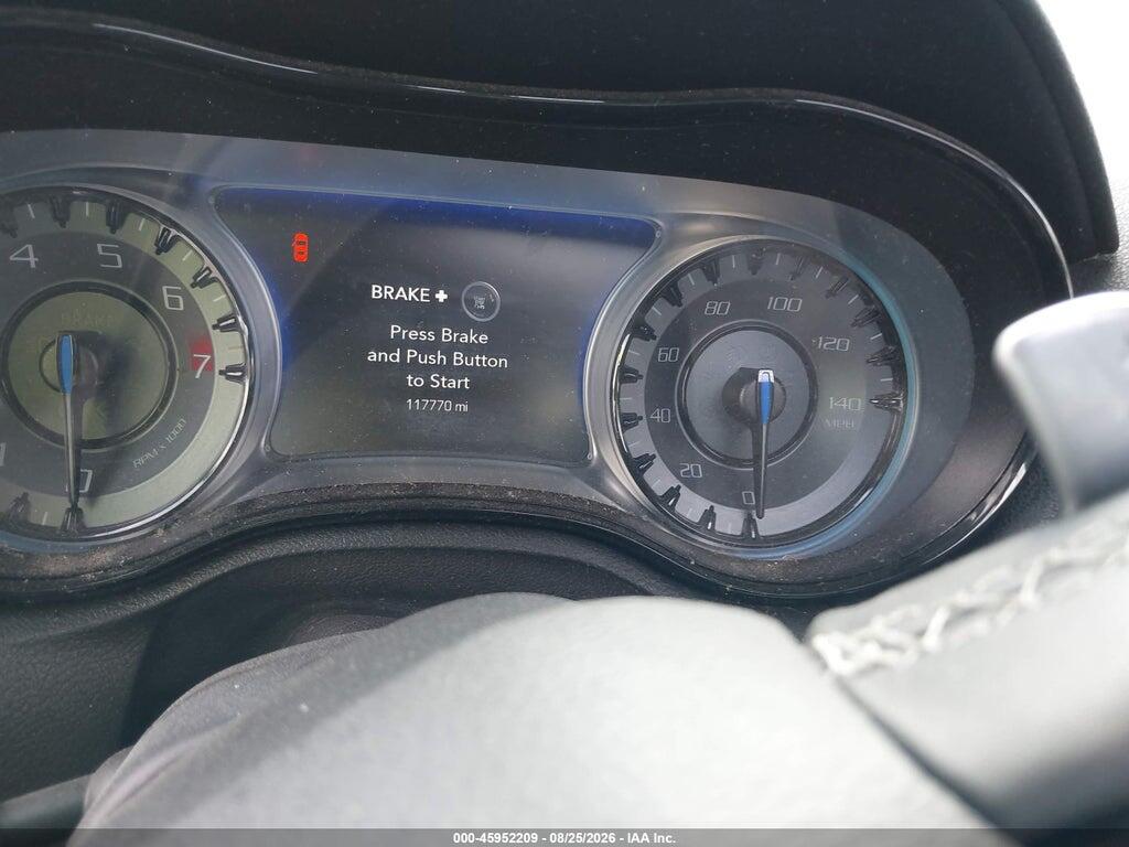 2C3CCABG1JH301415 2018 CHRYSLER 300 photo no. 7
