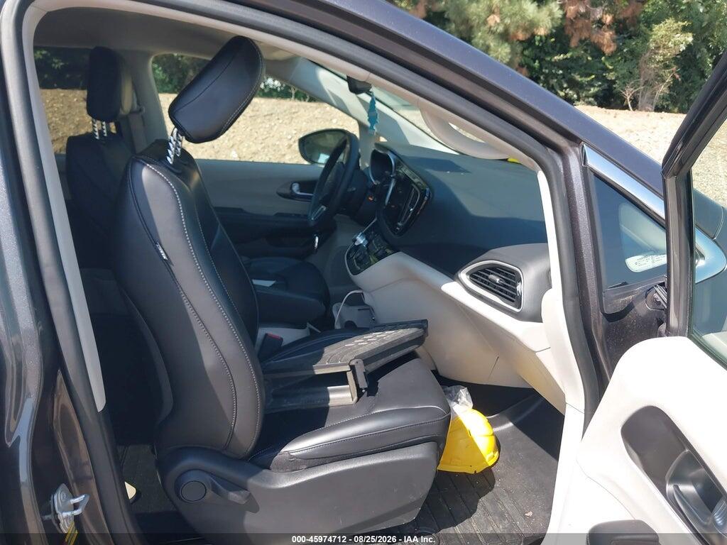2C4RC1BG5PR596785 2023 CHRYSLER PACIFICA photo no. 5