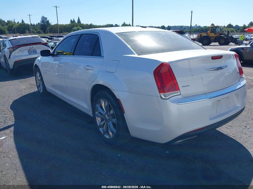 2C3CCARG1FH792887 2015 CHRYSLER 300 photo no. 3