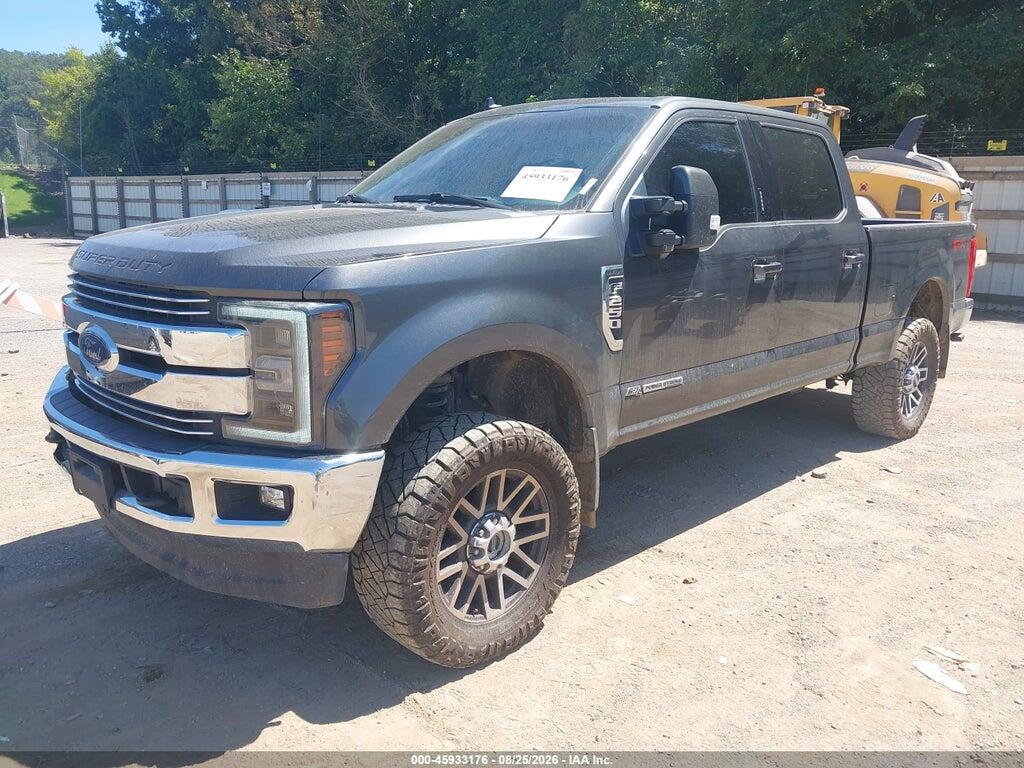 1FT7W2BT4KEG18945 2019 FORD F-250 photo no. 2