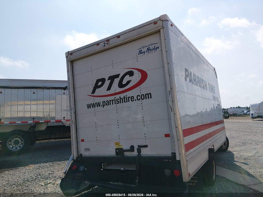 1FDXE4FN4RDD33717 2024 FORD E-450 CUTAWAY photo no. 4