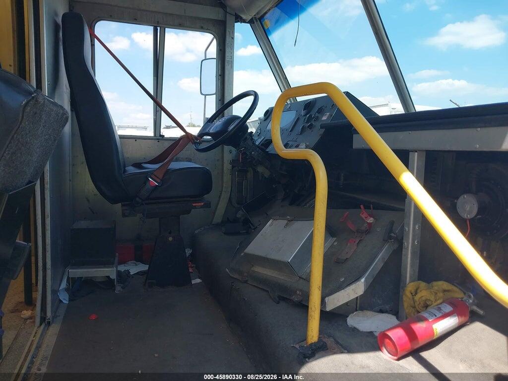 1F66F5KYXE0A08044 2014 FORD F-59 COMMERCIAL STRIPPED photo no. 6