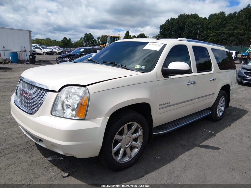 1GKS2MEF4ER172918 2014 GMC YUKON XL 1500 photo no. 2