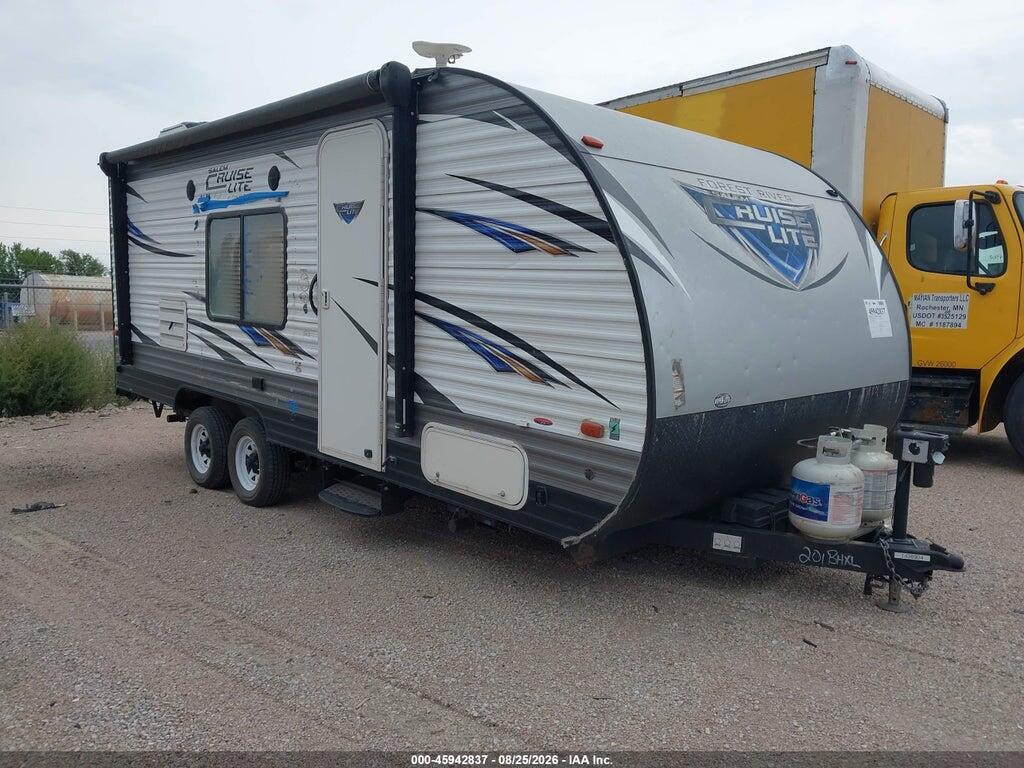 2018 FOREST RIVER OTHER 4X4TSMV2XJ7415175