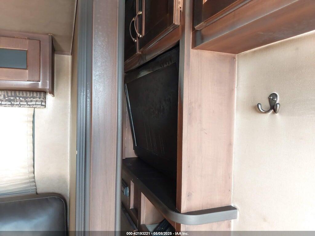 1UJBJ0BS6H17M0307 2017 JAYCO JAY FLIGHT photo no. 7