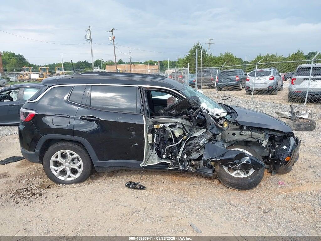 3C4NJDBN9RT110905 2024 JEEP COMPASS photo no. 12