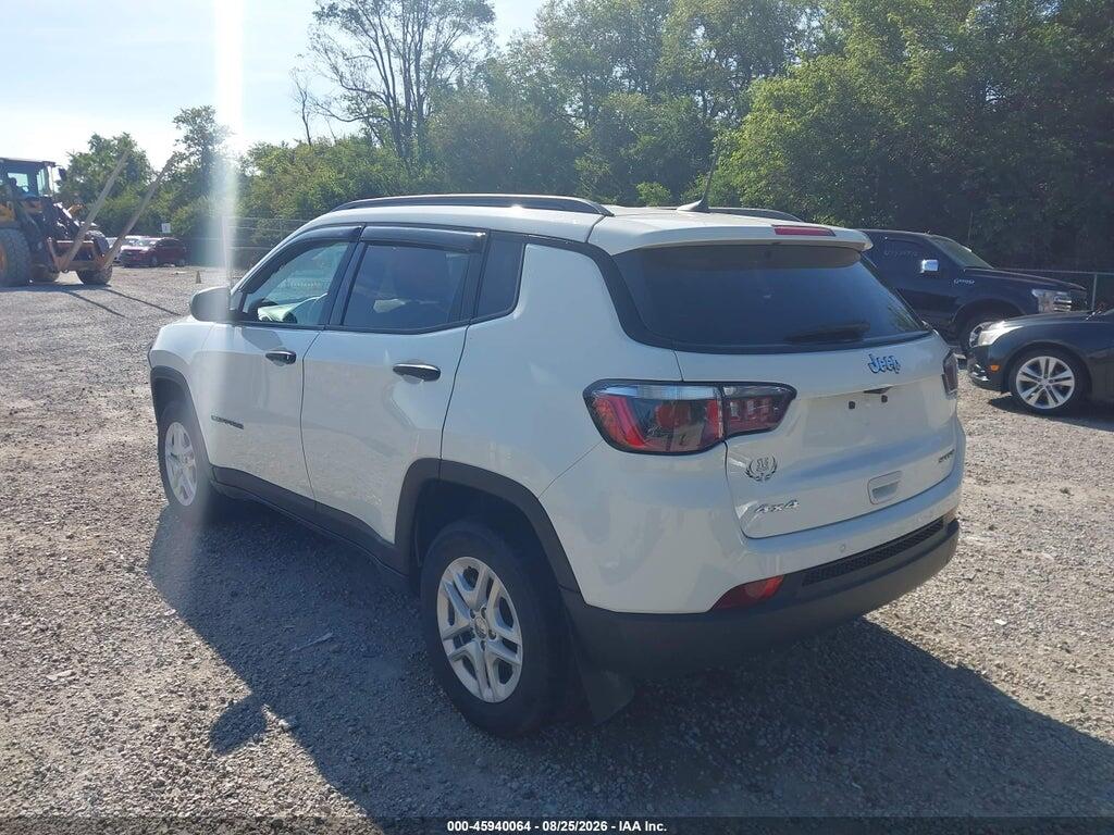 3C4NJDABXHT647255 2017 JEEP NEW COMPASS photo no. 3