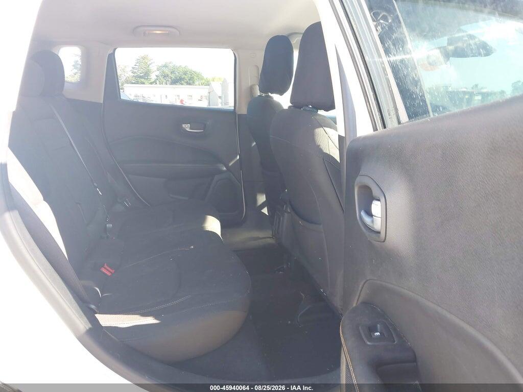 3C4NJDABXHT647255 2017 JEEP NEW COMPASS photo no. 8