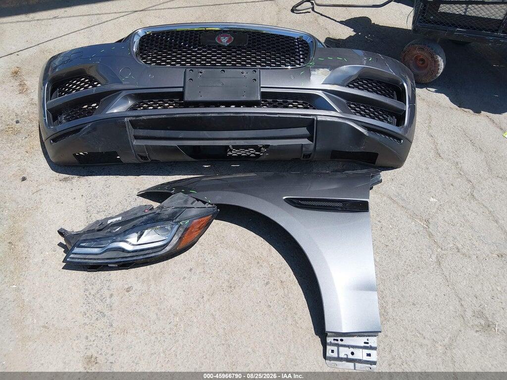 SADCK2FX1KA366963 2019 JAGUAR F-PACE photo no. 12