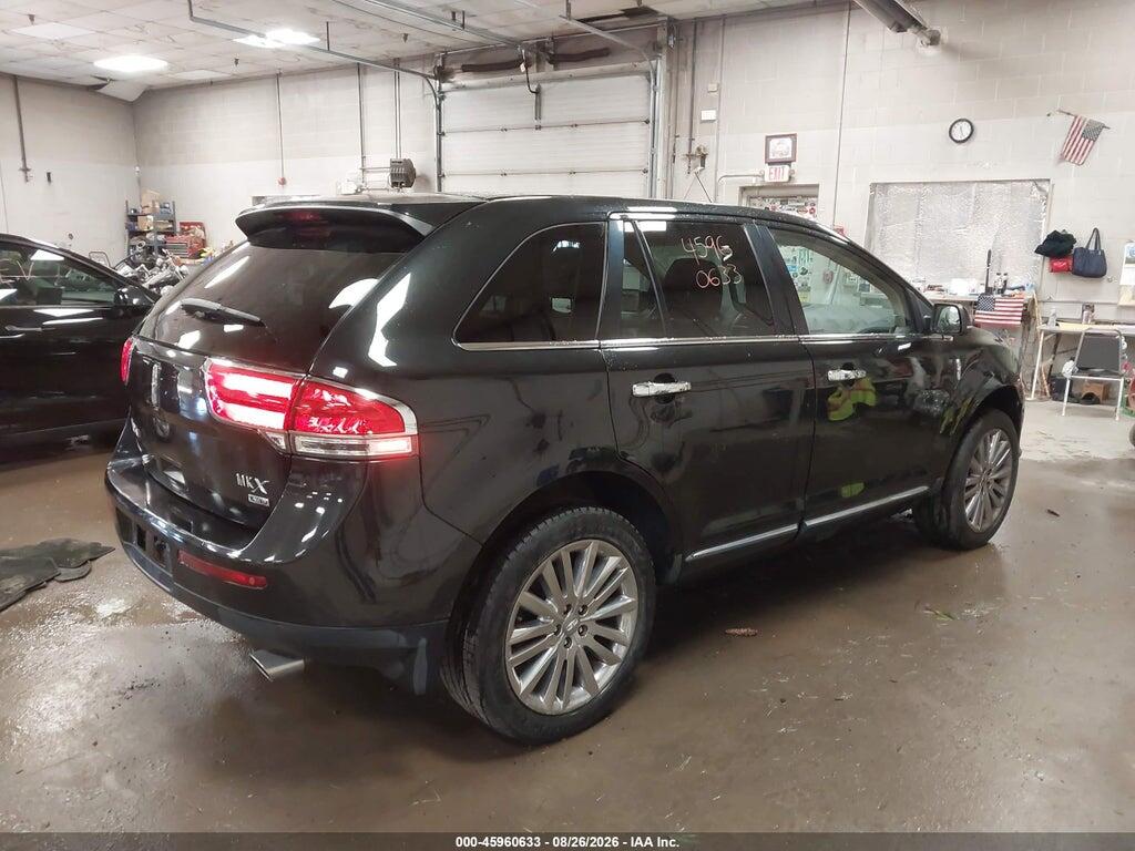 2LMDJ8JK3DBL27493 2013 LINCOLN MKX photo no. 4