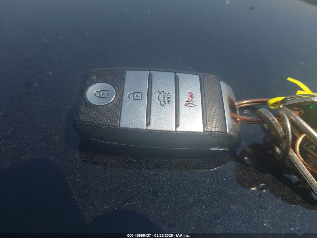 5XXGU4L15LG410634 2020 KIA OPTIMA photo no. 11