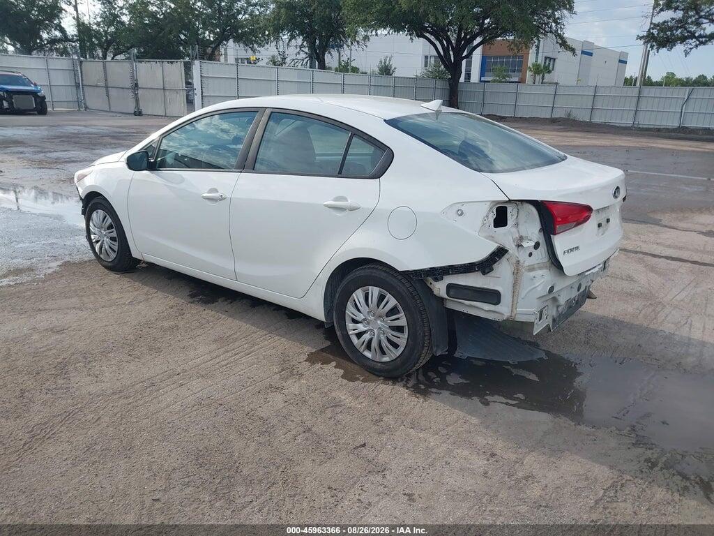 3KPFK4A70HE054537 2017 KIA FORTE photo no. 3