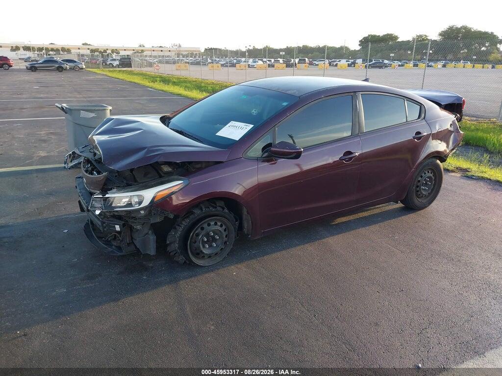3KPFL4A73HE029919 2017 KIA FORTE photo no. 2