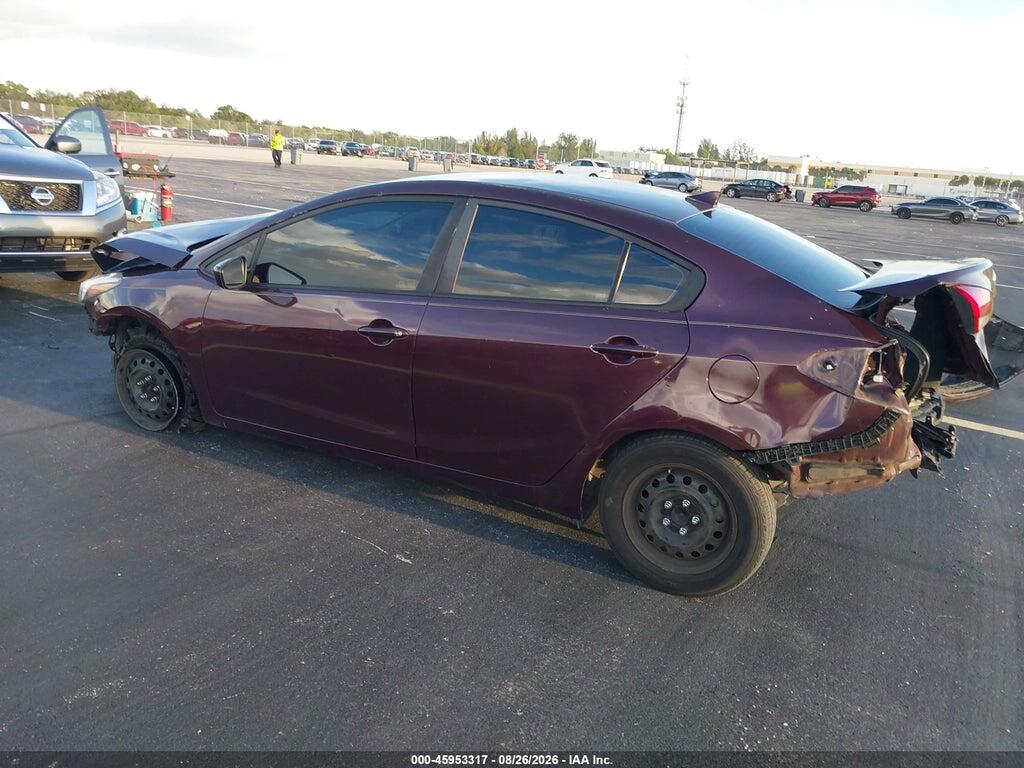 3KPFL4A73HE029919 2017 KIA FORTE photo no. 3