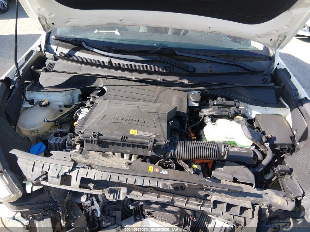 KNDCB3LCXH5058615 2017 KIA NIRO photo no. 10