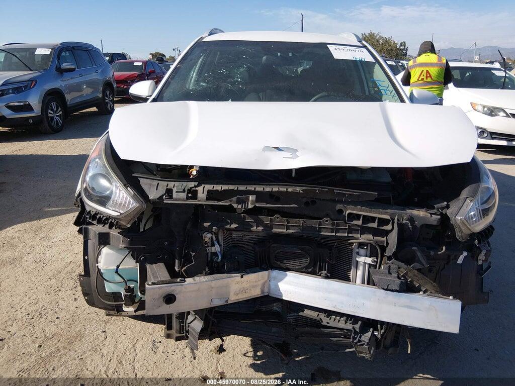 KNDCB3LCXH5058615 2017 KIA NIRO photo no. 6