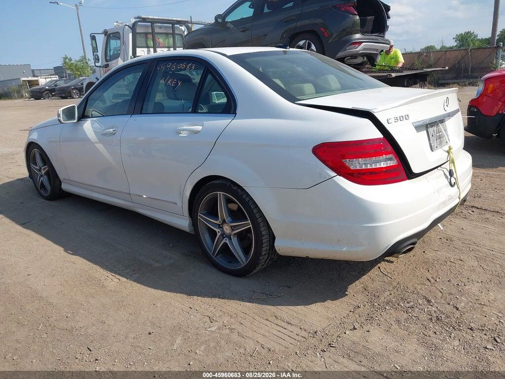 WDDGF8AB2DR267482 2013 MERCEDES-BENZ C 300 photo no. 3