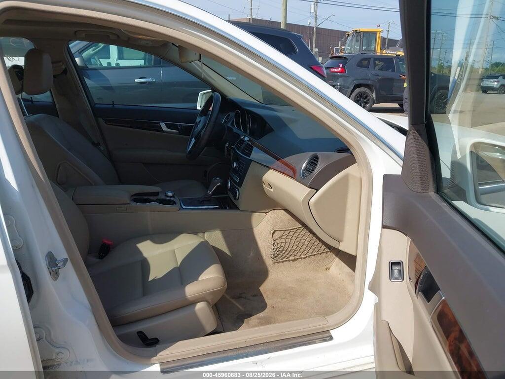 WDDGF8AB2DR267482 2013 MERCEDES-BENZ C 300 photo no. 5