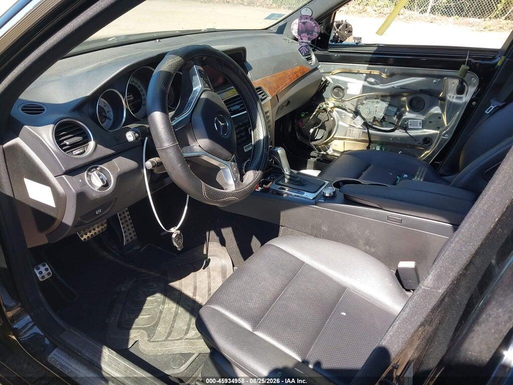WDDGF8AB8DR275523 2013 MERCEDES-BENZ C 300 photo no. 5