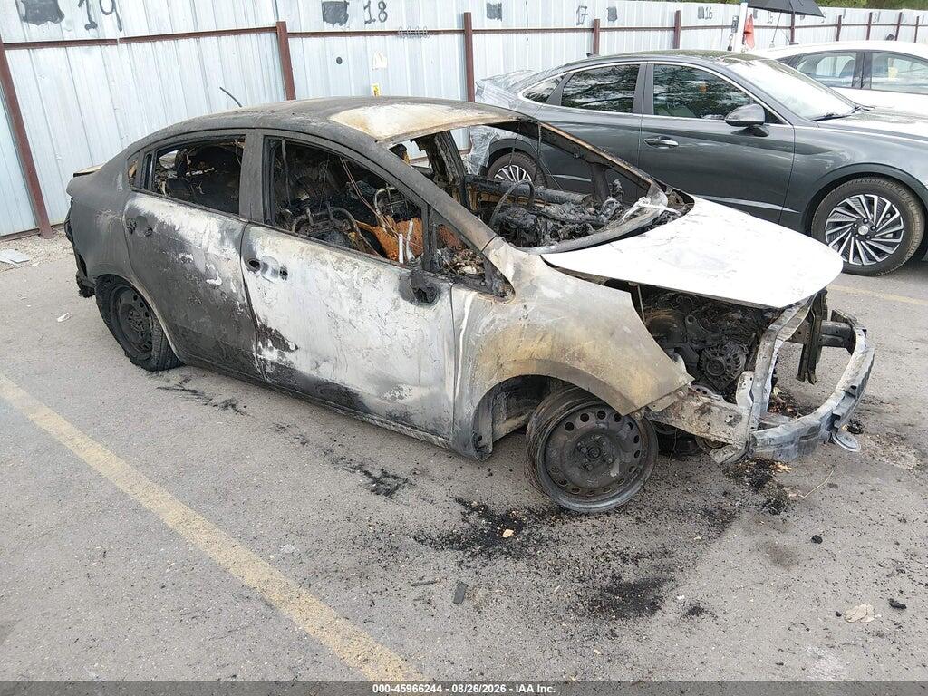 2014 KIA RIO KNADM4A39E6388160